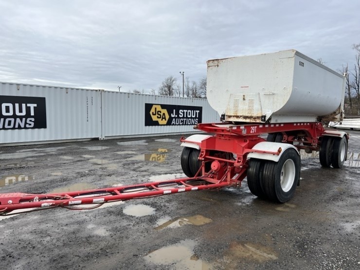 2017-peterbilt-389-image-36