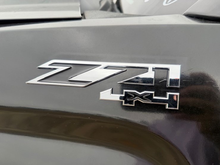 #428-•-2015-gmc-k1500-pickup-image-14