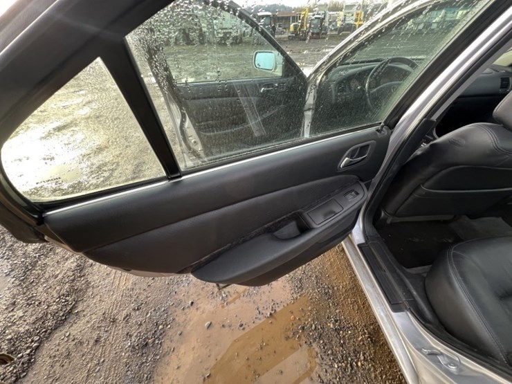 2003-acura-3.2tl-type-s-sedan-image-23