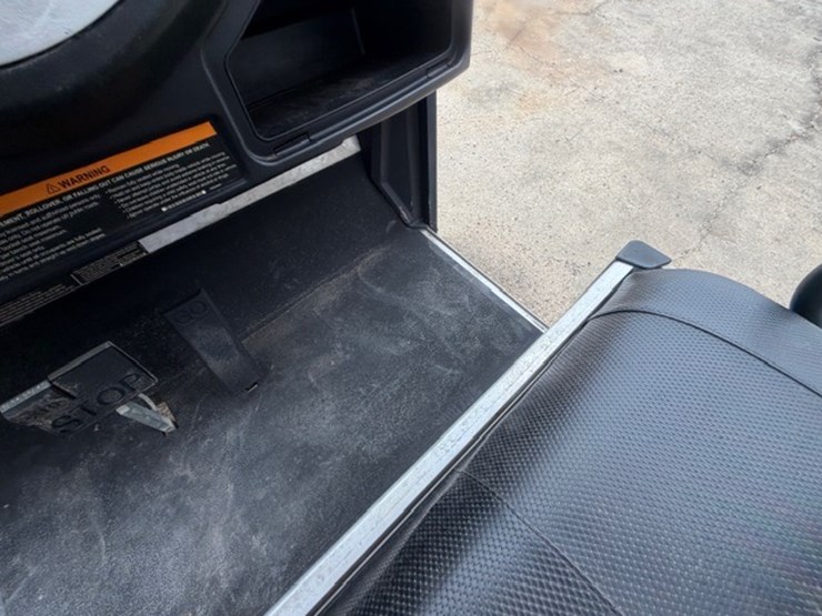 #01036-•-club-car-carryall-500-|-no-title-image-16