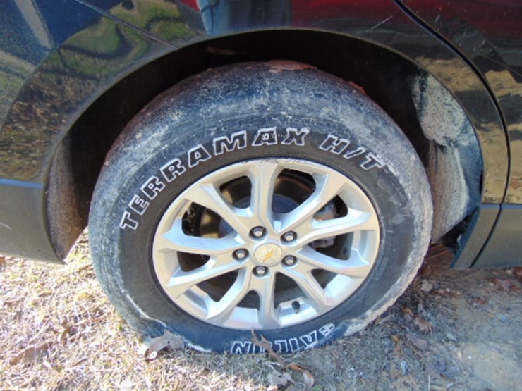 2020-chevrolet-equinox-image-3