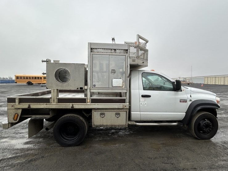2009-dodge-ram-5500-image-6
