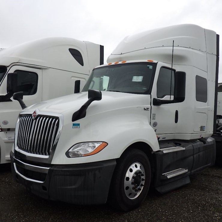 2021 INTERNATIONAL LT