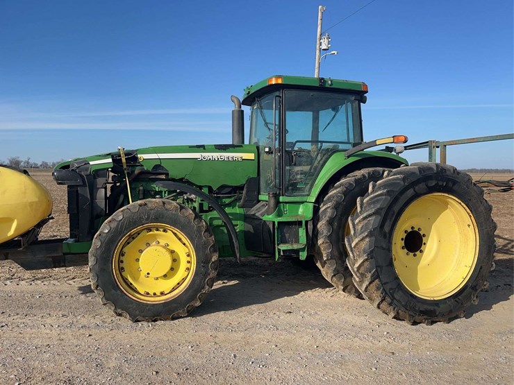 john-deere-8220-image-11