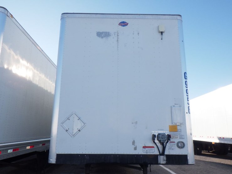 2022-utility-4000d-x-image-2