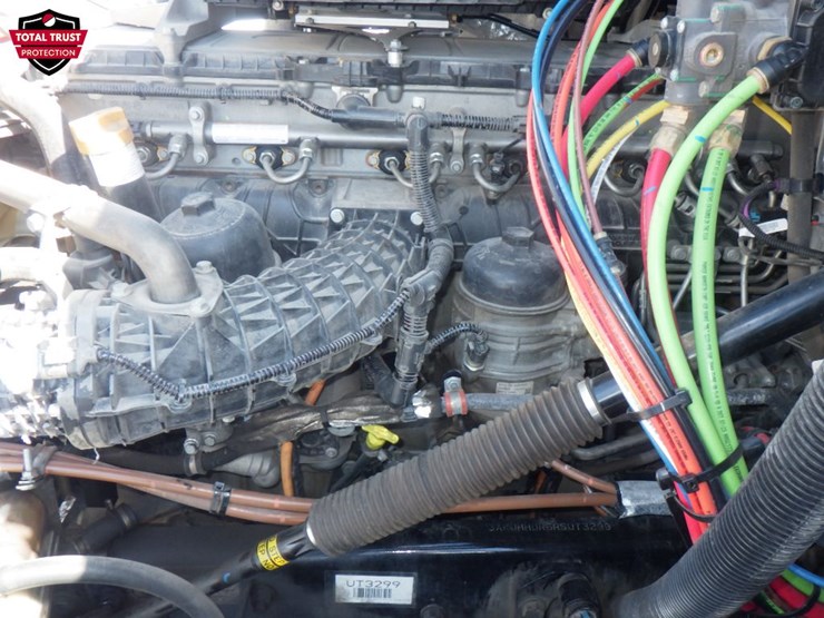 2024-freightliner-cascadia-126-image-26