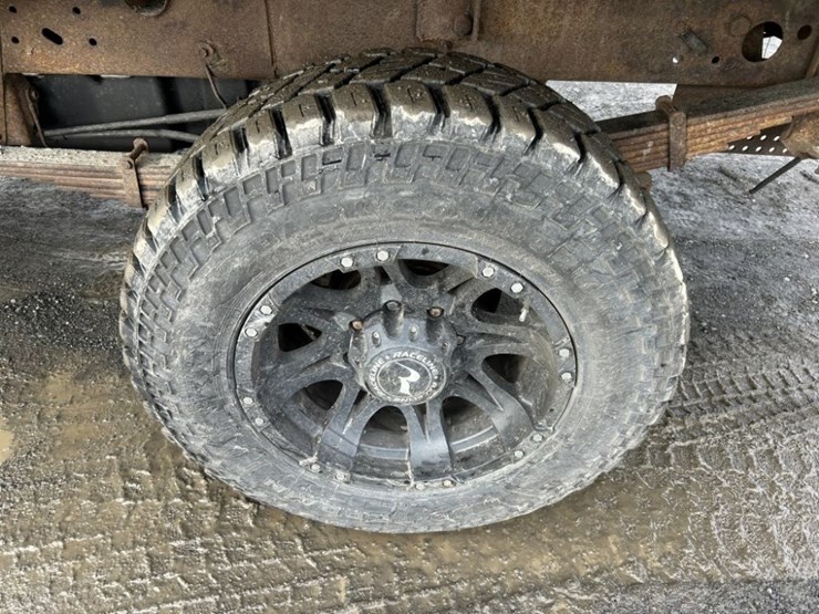 2006-chevrolet-silverado-3500-image-31