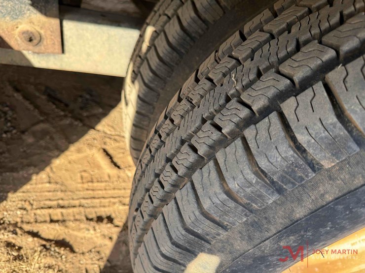 goosenecktandem-dual-trailer-w/-mounted-van-body-image-11