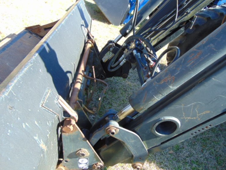 new-holland-ts115a-image-6