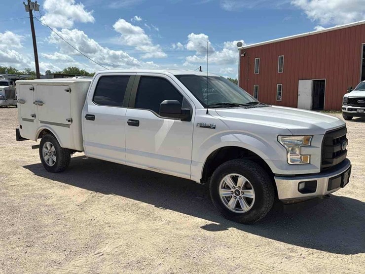 2017-ford-f150-image-3