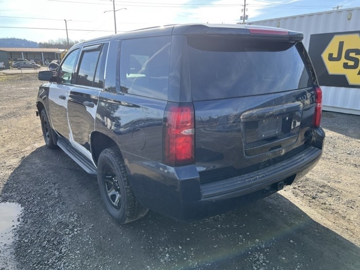 2015-chevrolet-tahoe-image-6