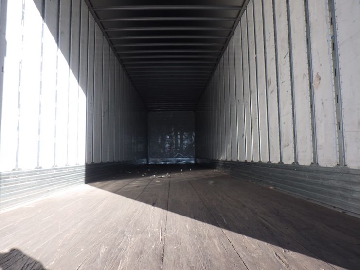 2022-utility-4000d-x-image-10