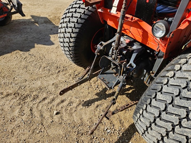 kubota-m5400-image-12