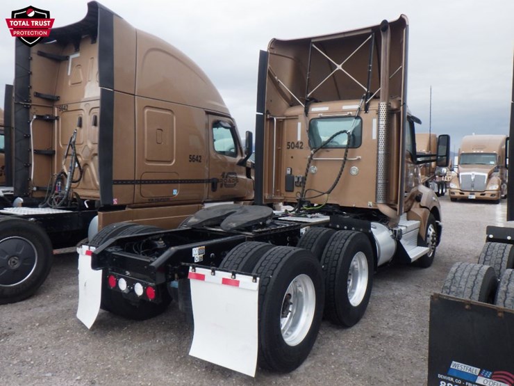 2022-kenworth-t680-image-7