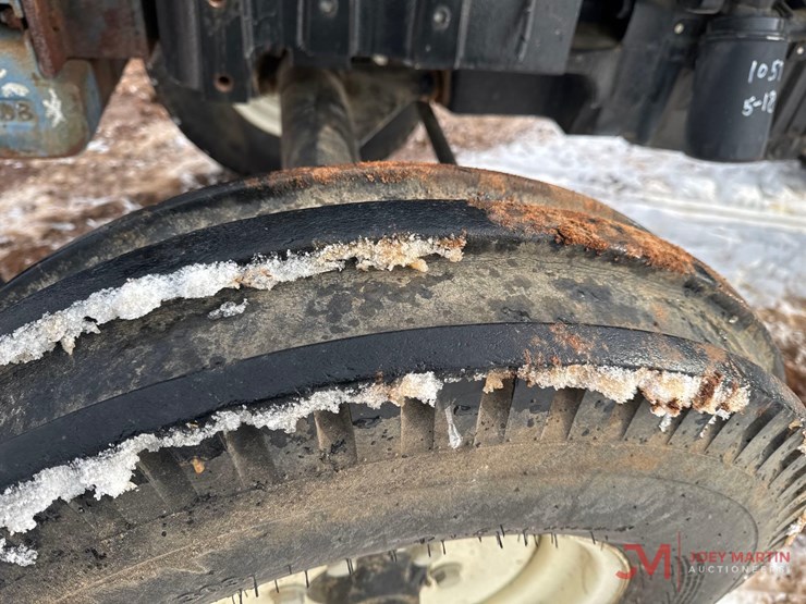 new-holland-workmaster-65-image-4