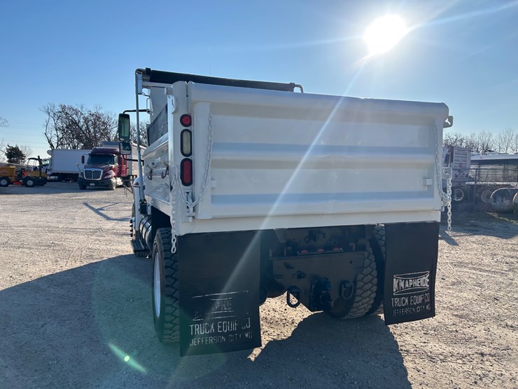 2013-international-durastar-4400-image-13