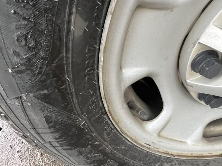 2012-gmc-sierra-extra-cab-4x4-pickup-image-17