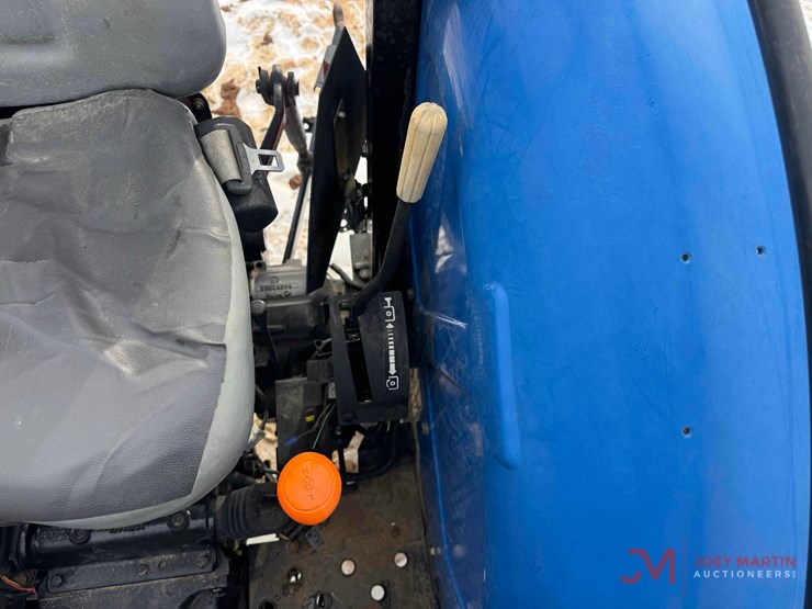 new-holland-workmaster-50-image-20