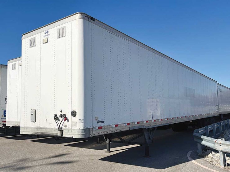 2018-hyundai-translead-image-1