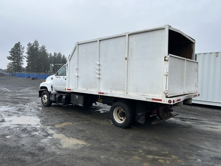 1997-chevrolet-c6500-chip-truck-image-3