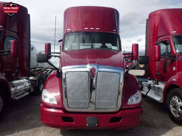 2020-kenworth-t680-image-2