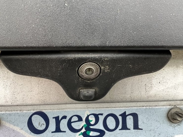 2017-ford-explorer-image-19