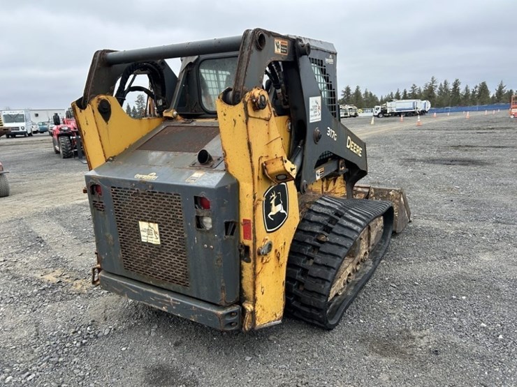 2023-deere-317g-image-5