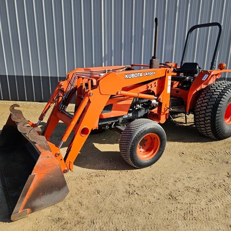 KUBOTA M5400