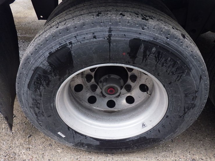 2016-hyundai-reefer-image-13