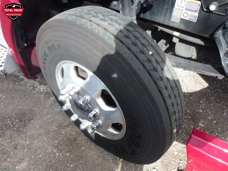 2020-kenworth-t680-image-23