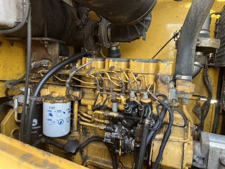 2004-deere-644j-image-16