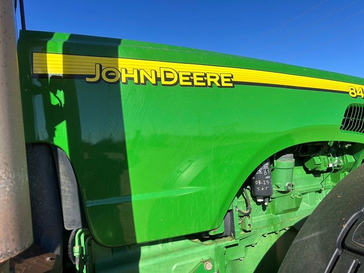 2004-john-deere-8420-image-17
