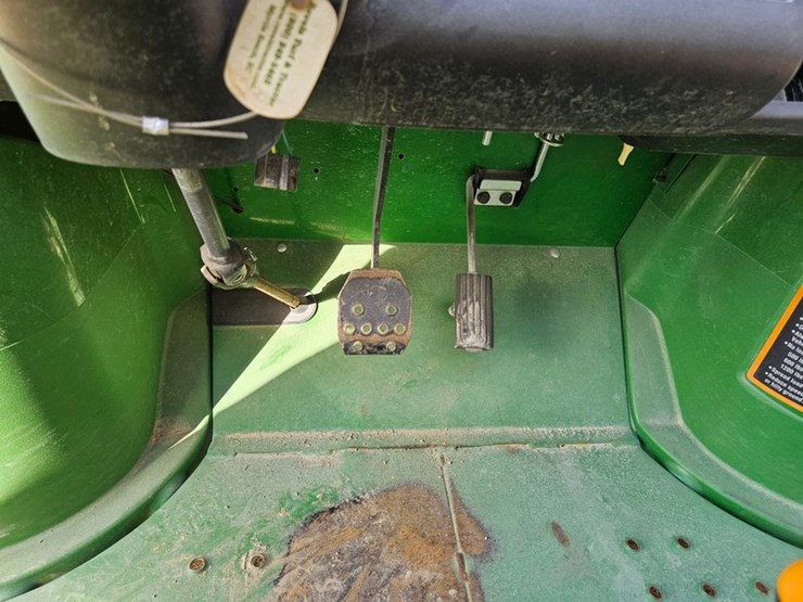john-deere-tx-4x2-image-13