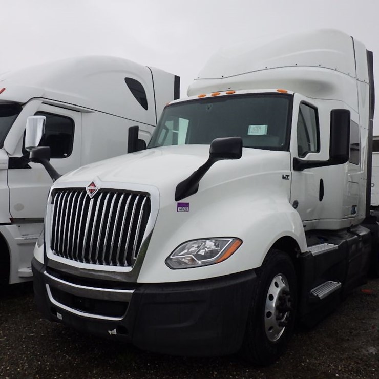 2022 INTERNATIONAL LT