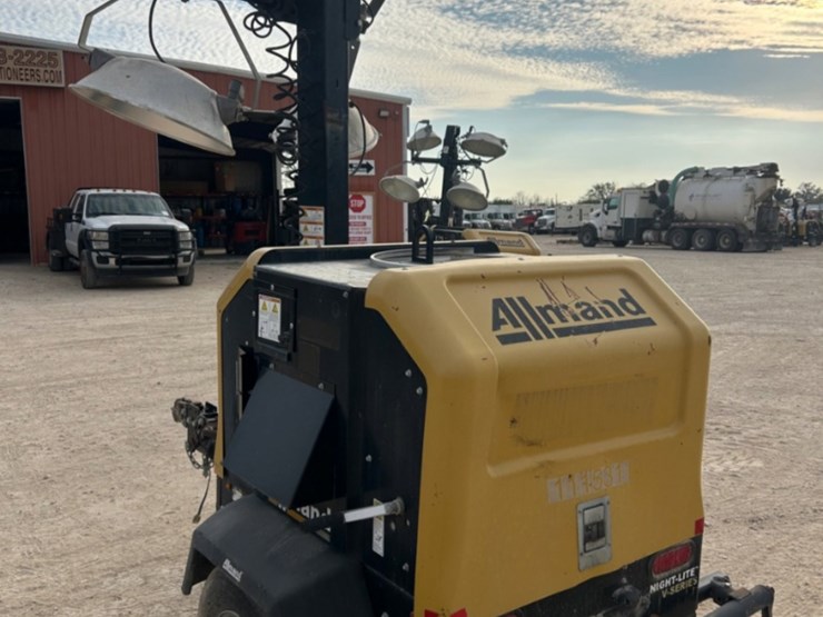 2019-allmand-light-plant-image-4