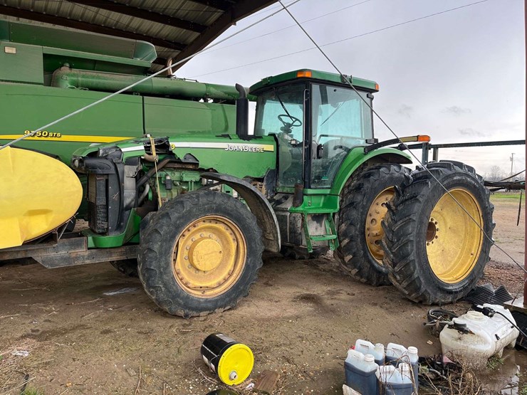 john-deere-8220-image-1