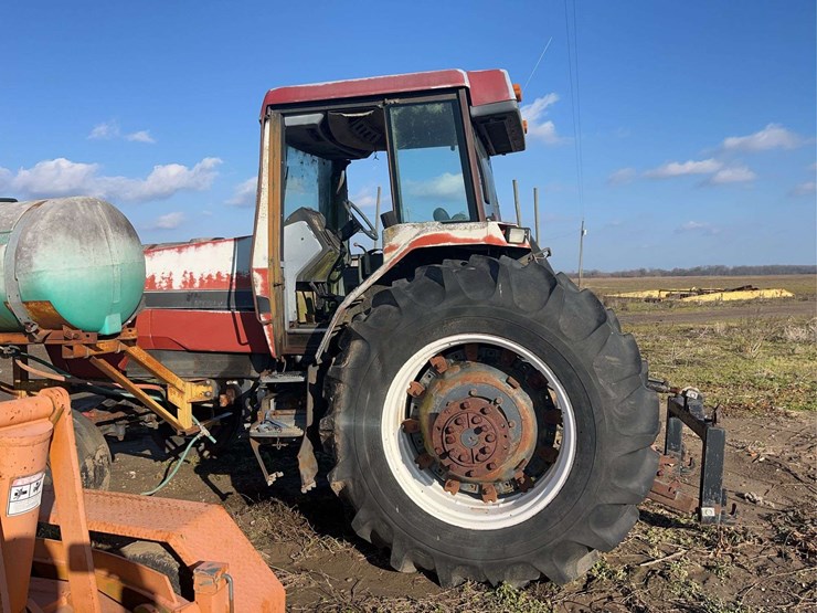 case-7120-tractor-image-4