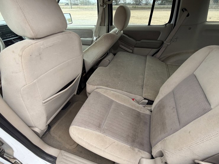 2007-ford-explorer-image-9