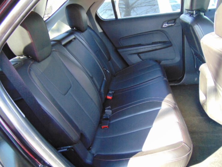 2015-chevrolet-equinox-lt-image-4