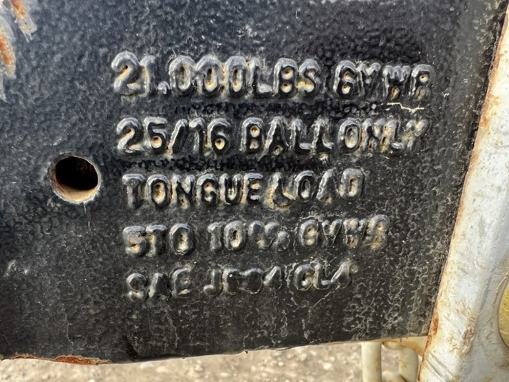 2008-bentley-t/a-sno-cat-trailer-image-9