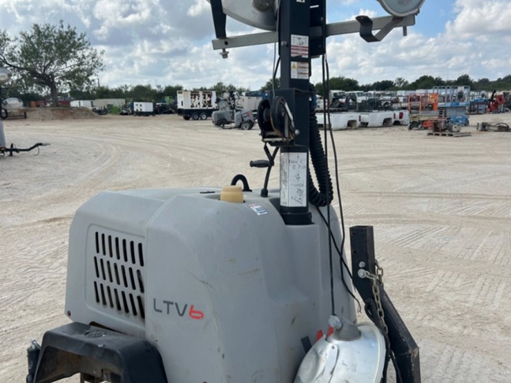 wacker-neuson-light-tower-image-2