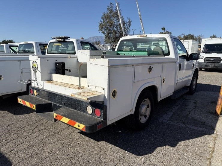 2008-ford-f250-image-3