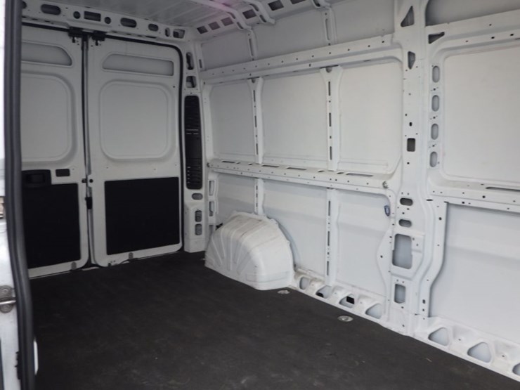 2023-dodge-2500-image-5