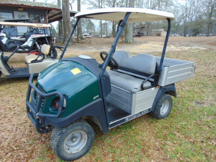 2017-club-car-carryall-300-image-1