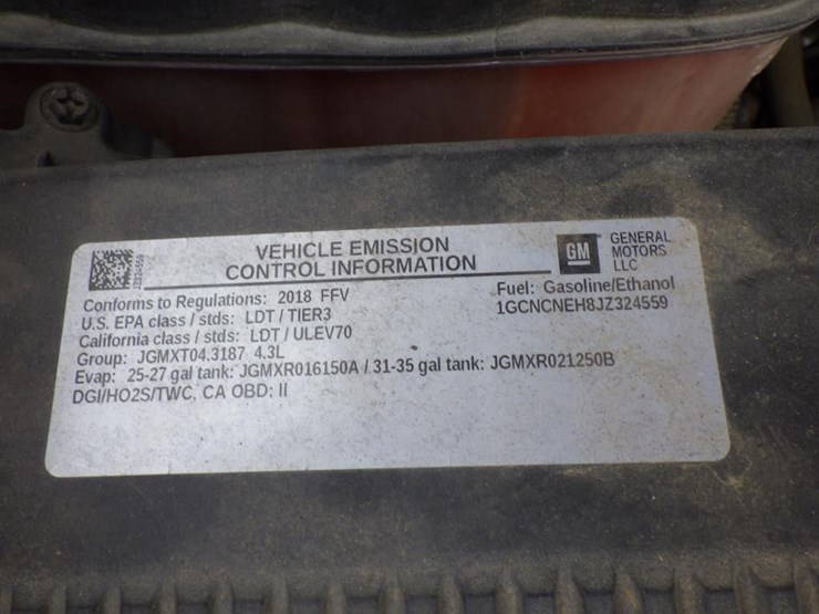 2018-chevrolet-1500-image-10