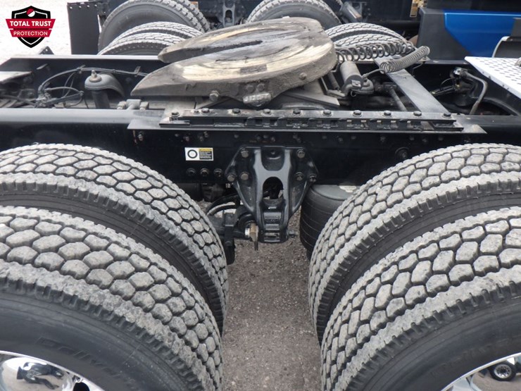 2020-kenworth-t680-image-4