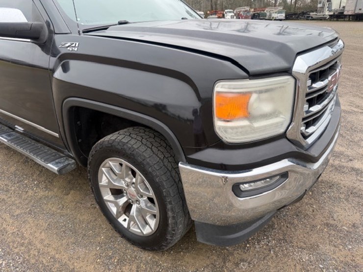 #428-•-2015-gmc-k1500-pickup-image-17