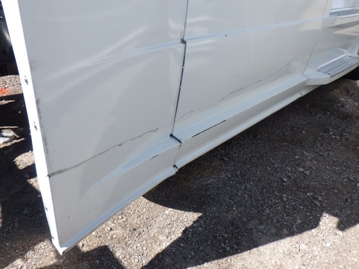 2024-freightliner-cascadia-126-image-6