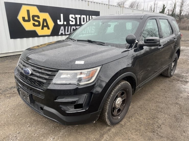 2017-ford-explorer-image-1