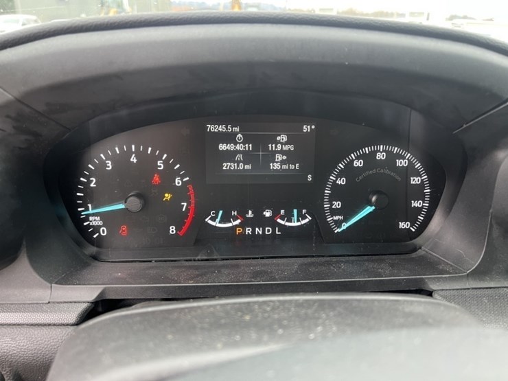 2021-ford-explorer-image-29